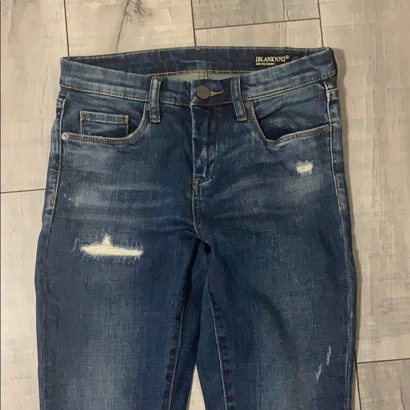 BLANKNYC Distressed  Ripped Skinny Mid Rise Jeans - Picture 3 of 6
